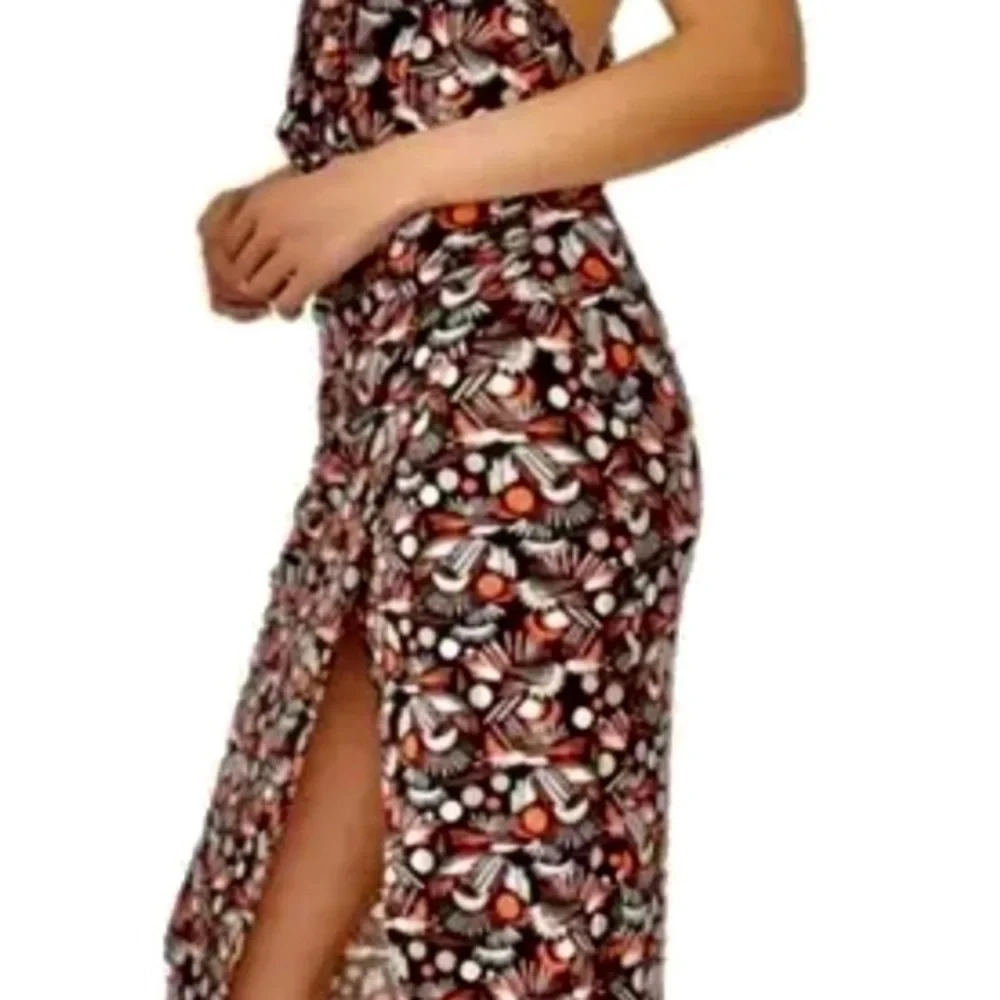 Free people~Darla sleeveless maxi dress size small.Beautiful and sexy!! - Picture 5 of 11